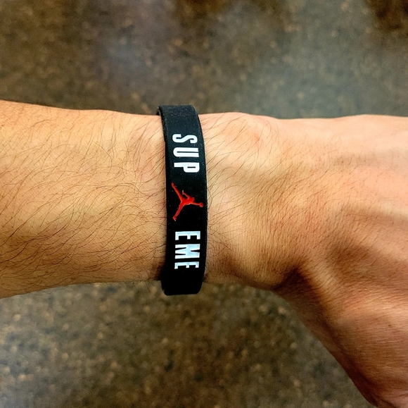 Air Jordan Silicone Wristband Bracelet 4 Pieces - Picture 9 of 12